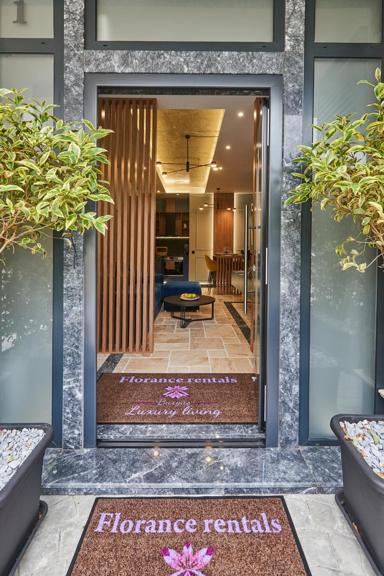 Florance Rentals Luxury Apartments In Burgas Zewnętrze zdjęcie